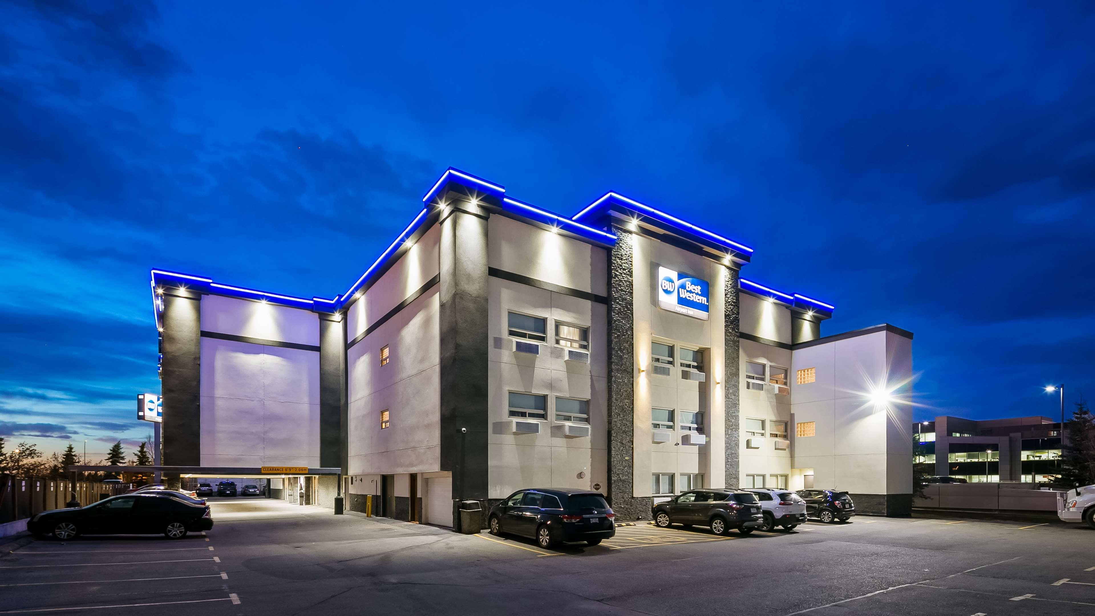 Best Western Airport Inn YYC Exteriér fotografie