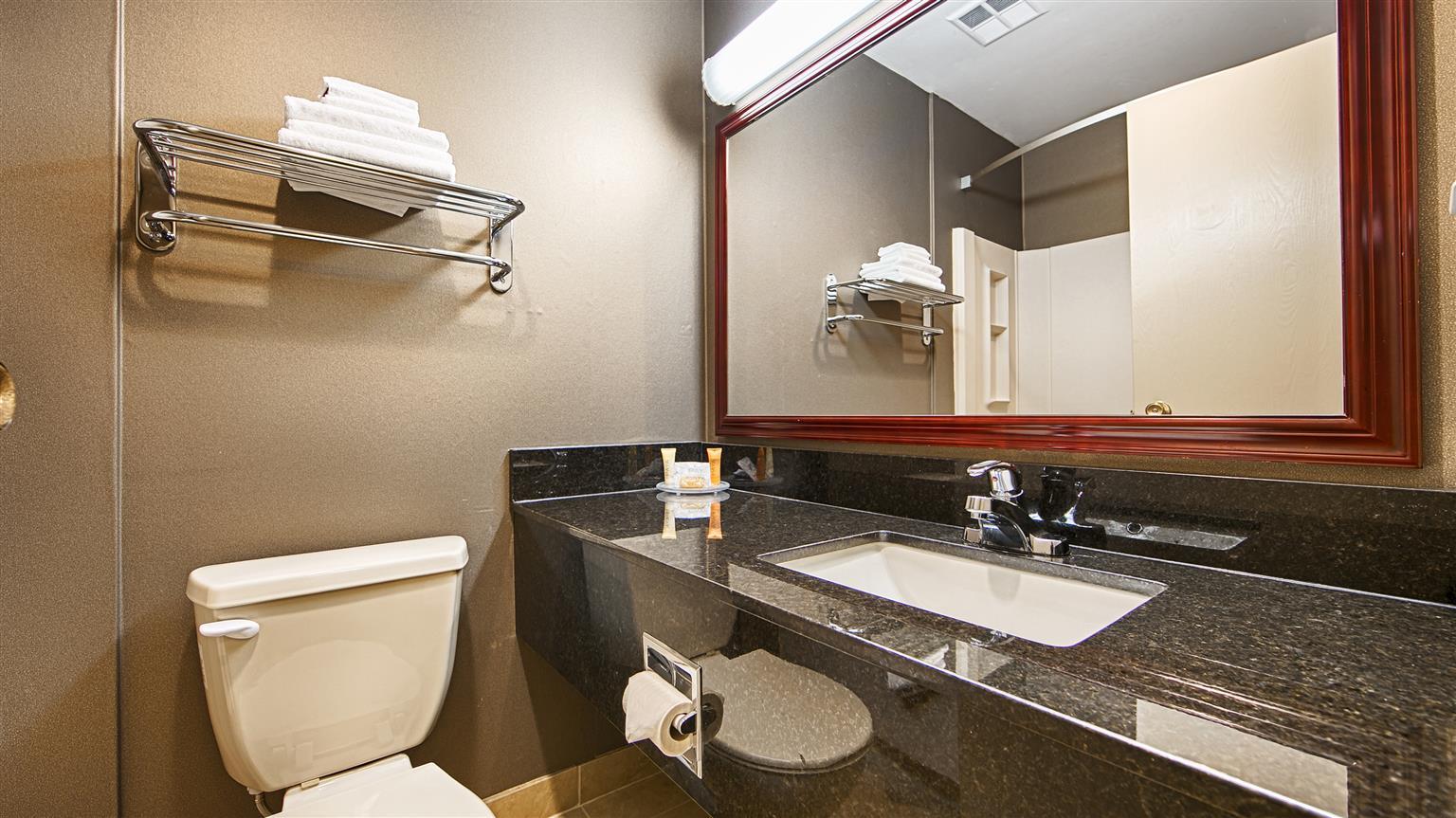 Best Western Airport Inn YYC Exteriér fotografie